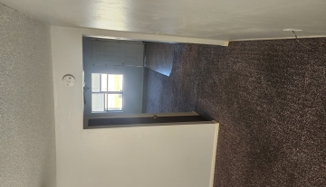 102 E Glendale unit 7 Pics 6.jpg